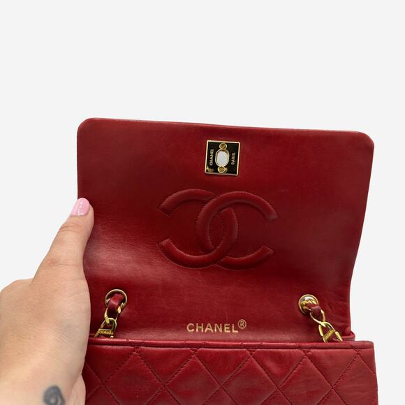 Vintage Red Chanel Lambskin Leather Small Single Flap with 24k gold-plated HW - Picture 7 of 15